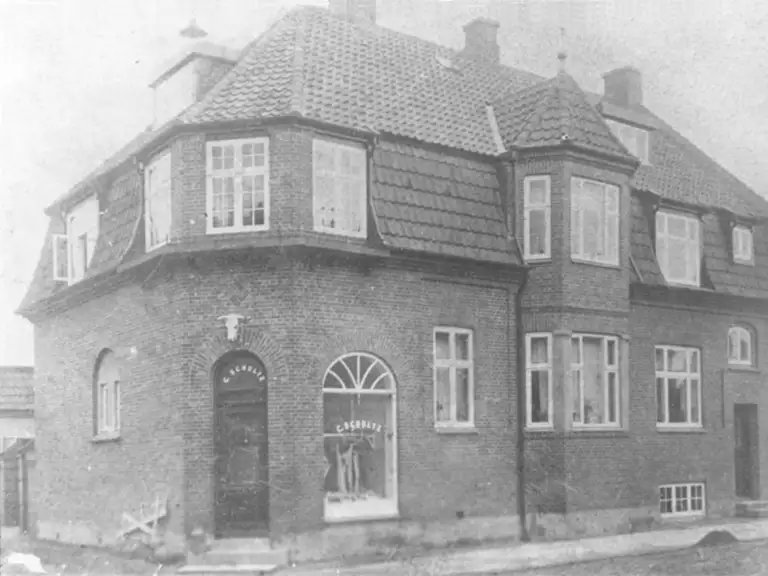 Østergade 3, Helsinge, 1930 (foto: ukendt) 