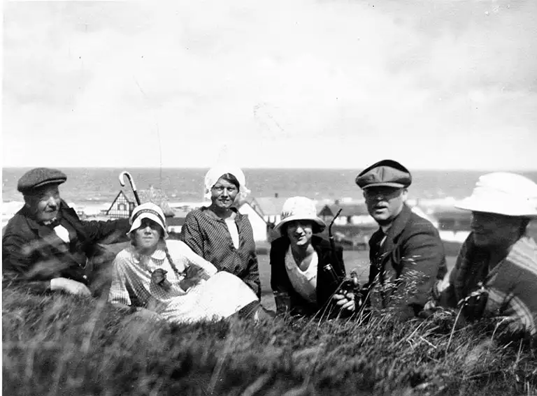 Sommergæster 1925, Rågeleje.